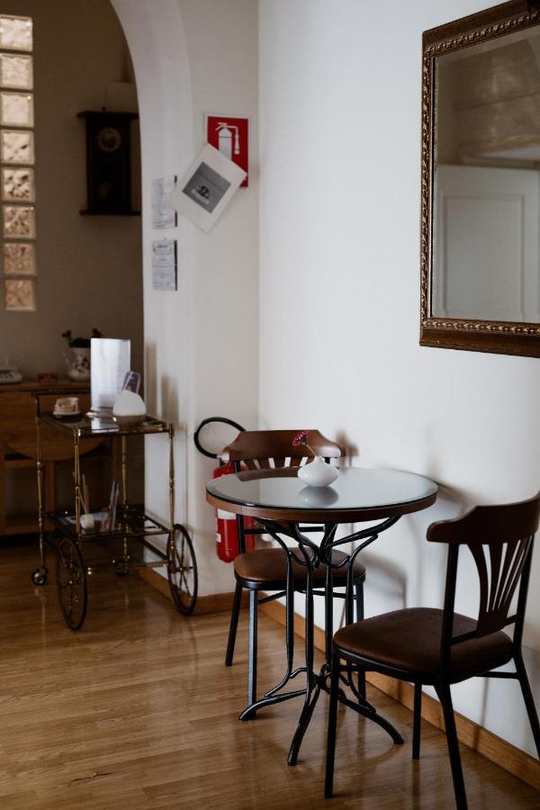 La Girandola Bed & Breakfast Rome Bagian luar foto